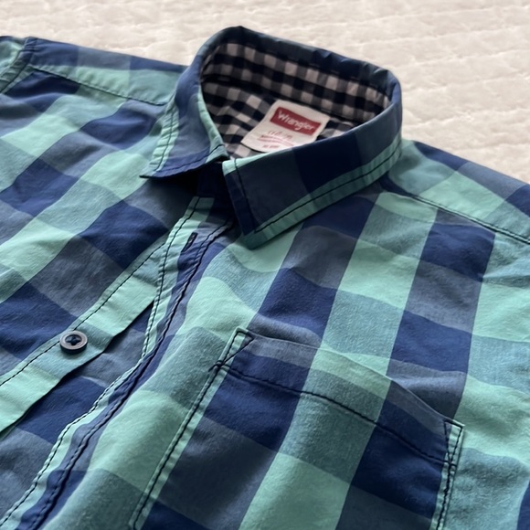 Kids Wrangler button down - Picture 3 of 4